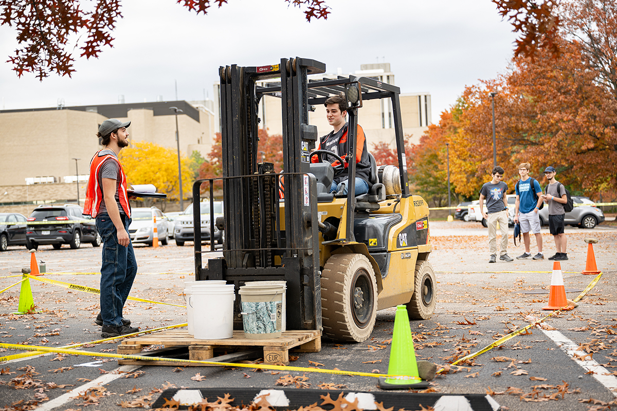 2nd annual Construction Olympics showcases civil engineering at UA