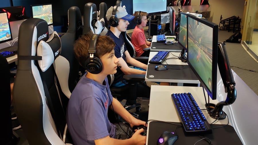 Esports gaming kids summer camp located in midwest - Ohio.