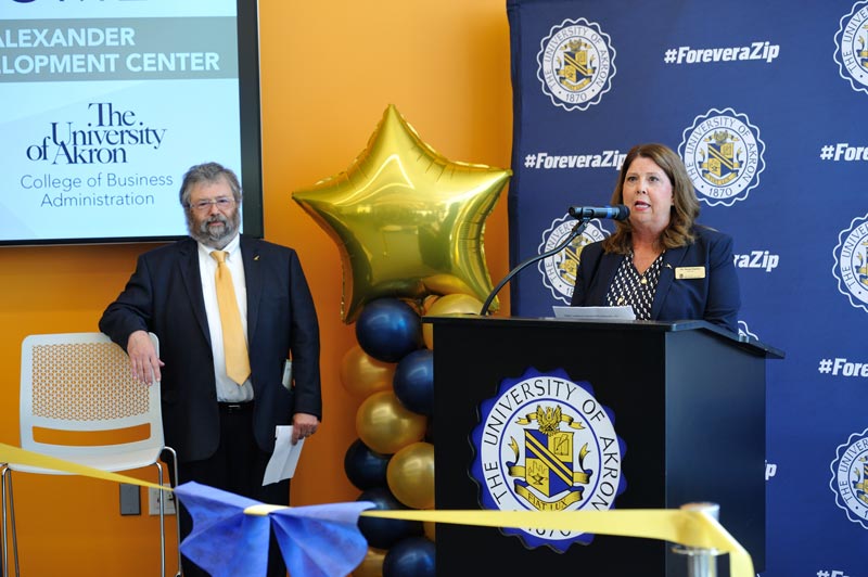 Dr. Susan Hanlon, interim dean of the CBA, speaks during the ribbon cutting ceremony