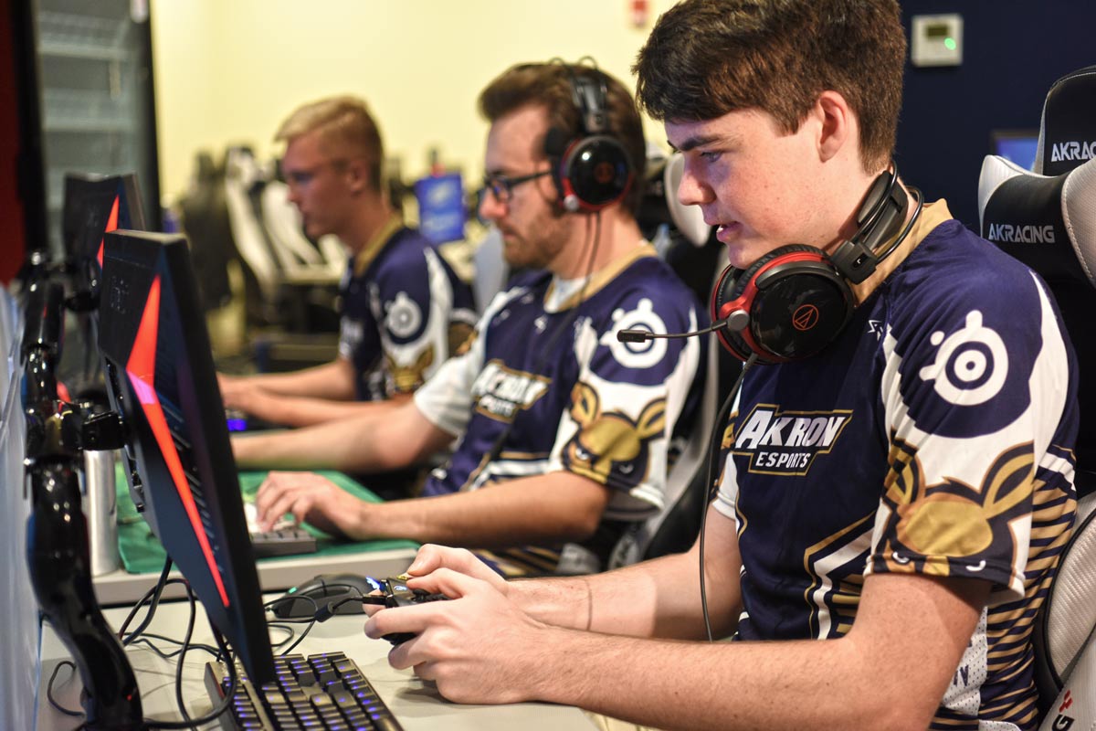 Members of the esports team at The University of Akron